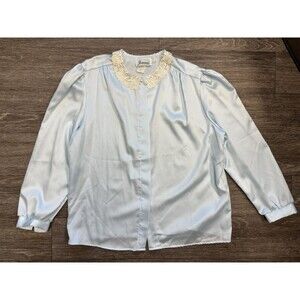 Vintage Joanna Light Blue Blouse with A White Lace Peter Pan Collar Size 18